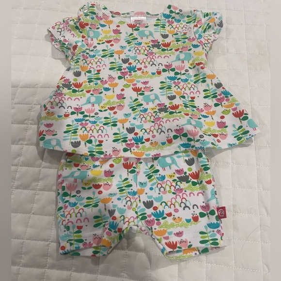 NWOT Zutano Baby Multicolor Printed  2 pc Short Set Size: 6 Months - Picture 4 of 7